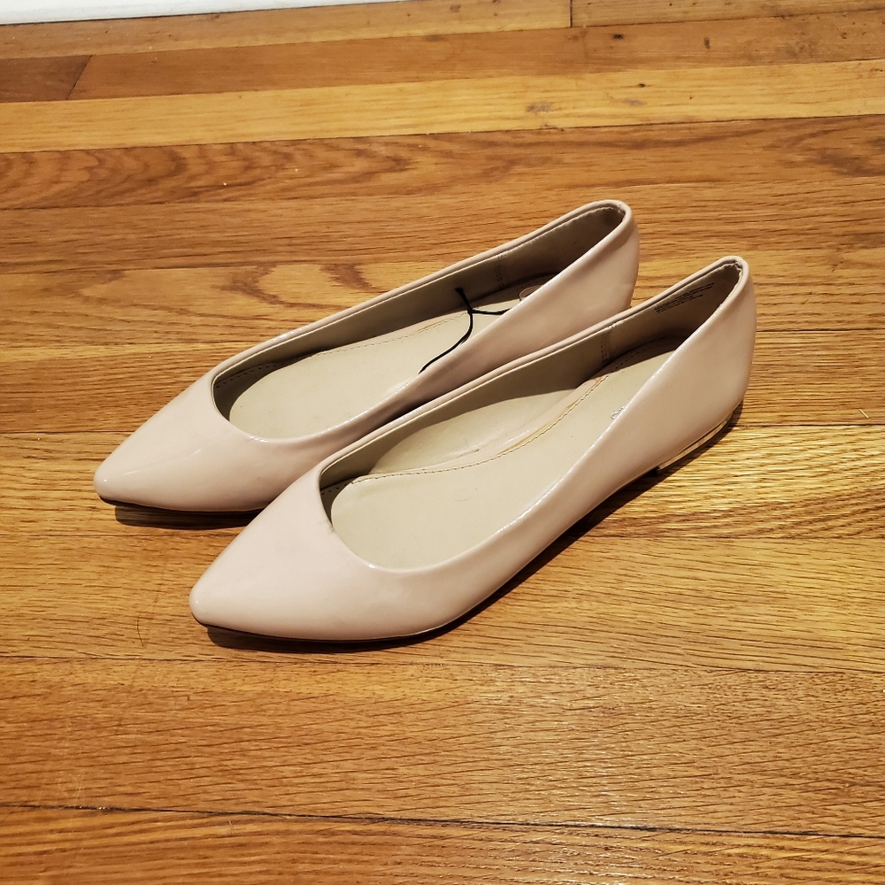 Express Women's patent nude pointy flats size 7